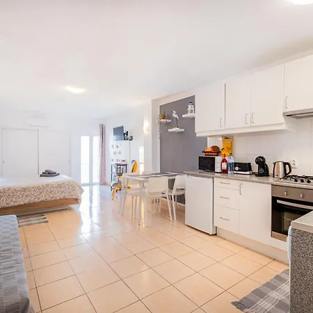 In Albufeira's Old Town Apartman